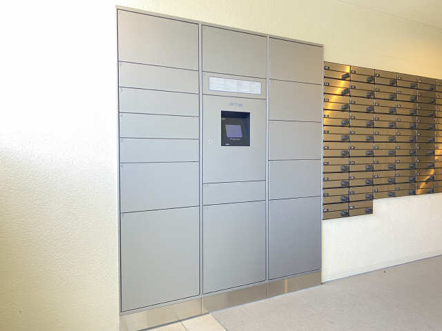 宅配ボックス
