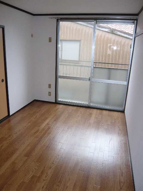 室内（1室洋室改装）