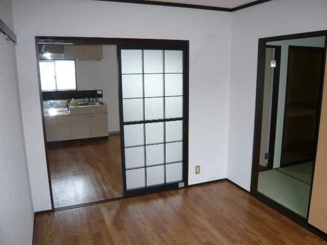 室内（1室洋室改装）