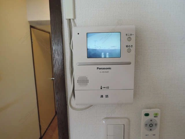 モニター付きインターホン
