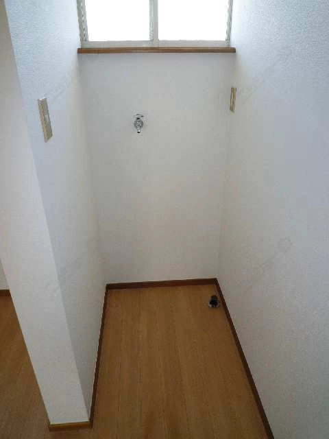 室内（201号室）