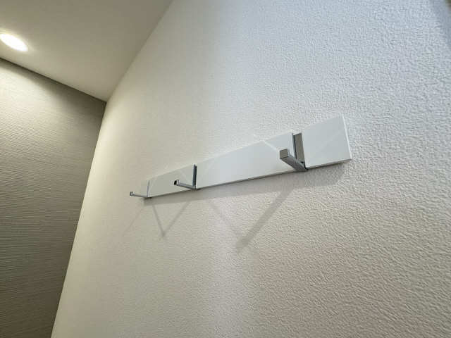 玄関折りたたみ式フック