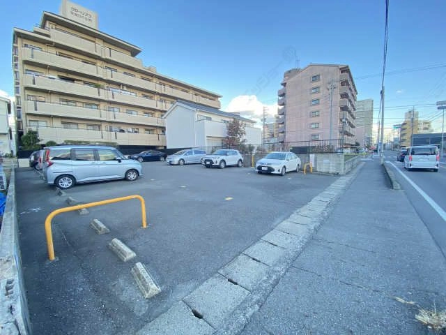 敷地外駐車場