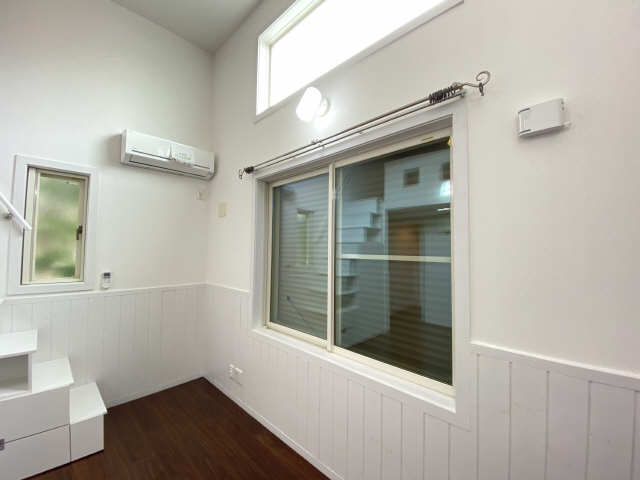 シャッター雨戸