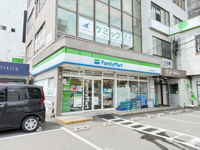 ファミリーマート