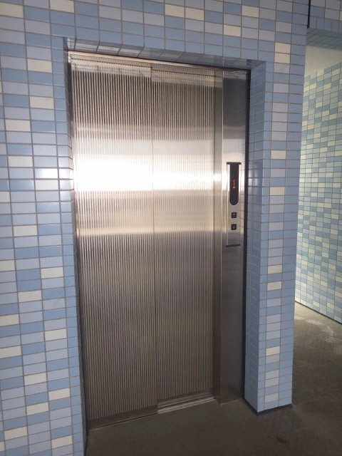 エレベーター