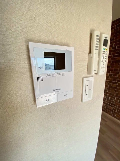モニター付きインターホン