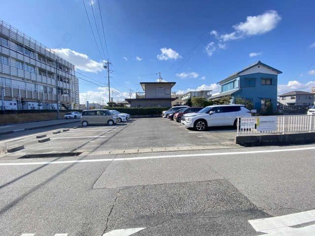 敷地外駐車場