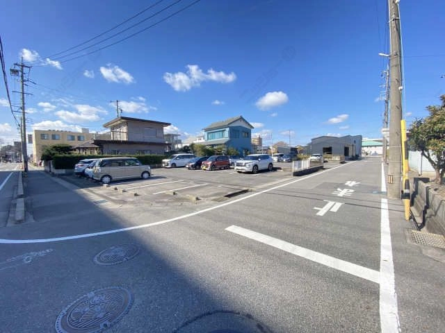敷地外駐車場