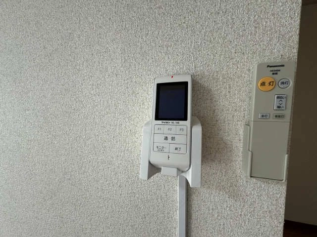 モニター付きインターホン