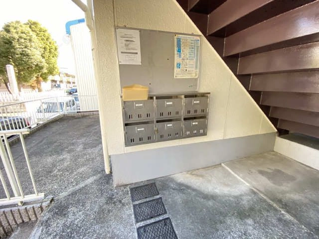 1と2号室用集合ポスト