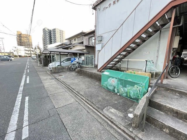 ゴミ置き場