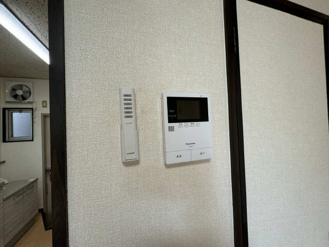 モニター付きインターホン