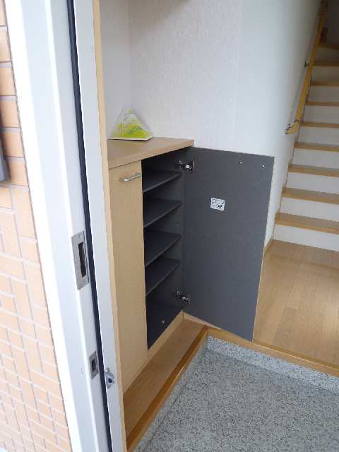 シューズボックス