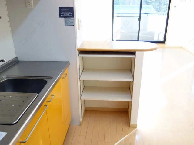 キッチンカウンター棚