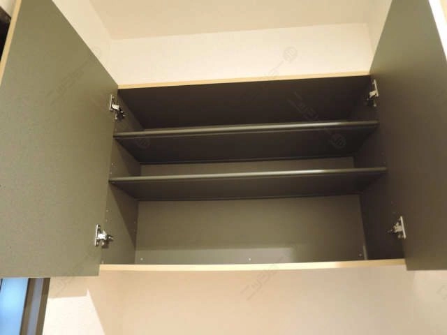 シューズＢＯＸ（上）