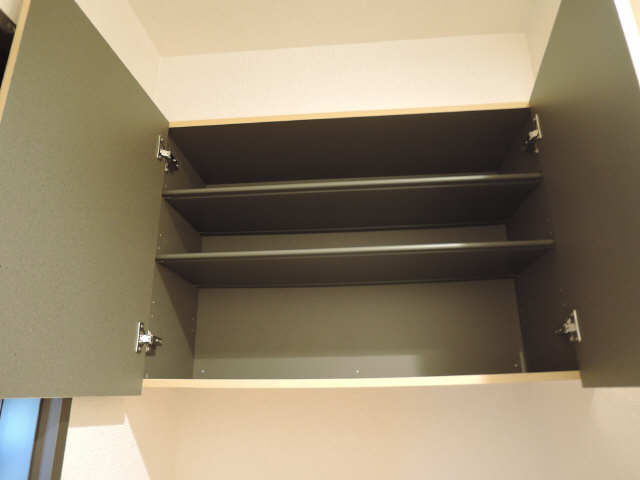 シューズＢＯＸ（上）