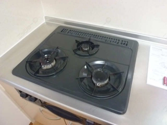 三口コンロ