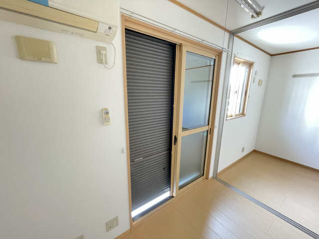 シャッター雨戸