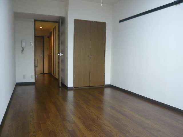 室内（窓側から）