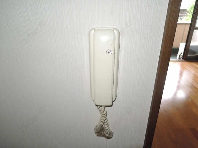 インターホン