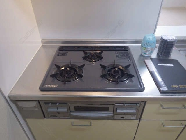 ガスコンロ（三口）