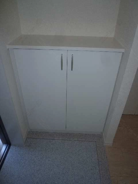 シューズボックス下段