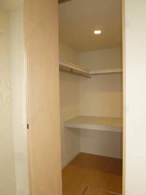 ｳｫｰｸｲﾝｸﾛｰｾﾞｯﾄ