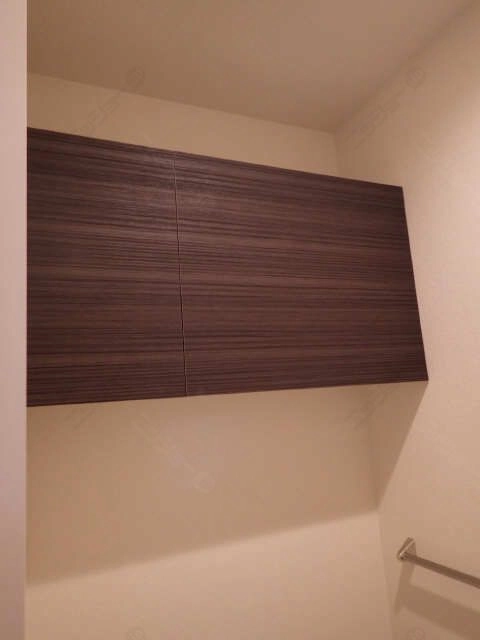 トイレ棚