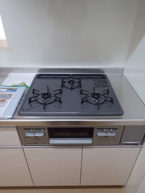 ガスコンロ（三口）