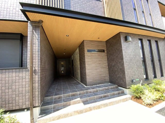 エントラン  ス