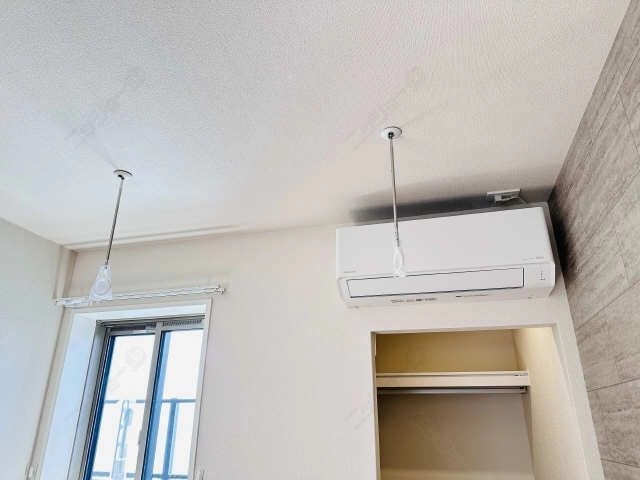 エアコンと室内物干し