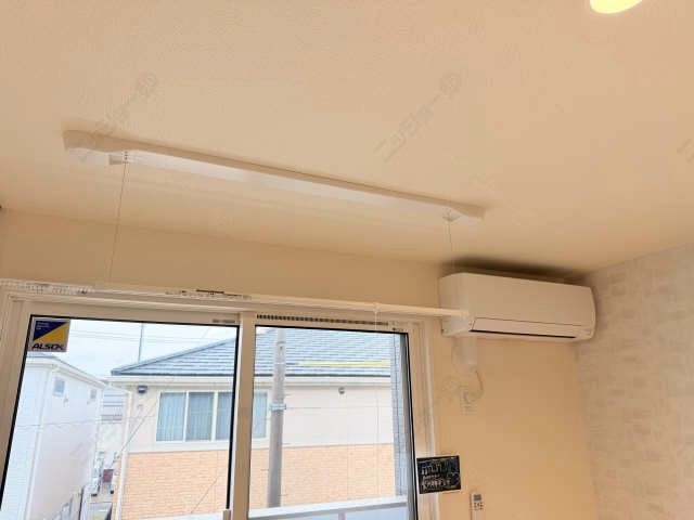 エアコンと室内物干し