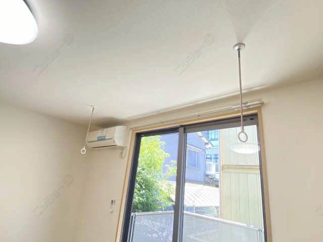 室内物干しフック