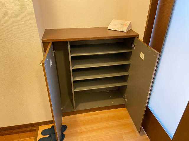 シューズボックス