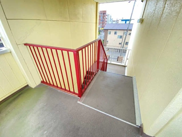 共用部階段