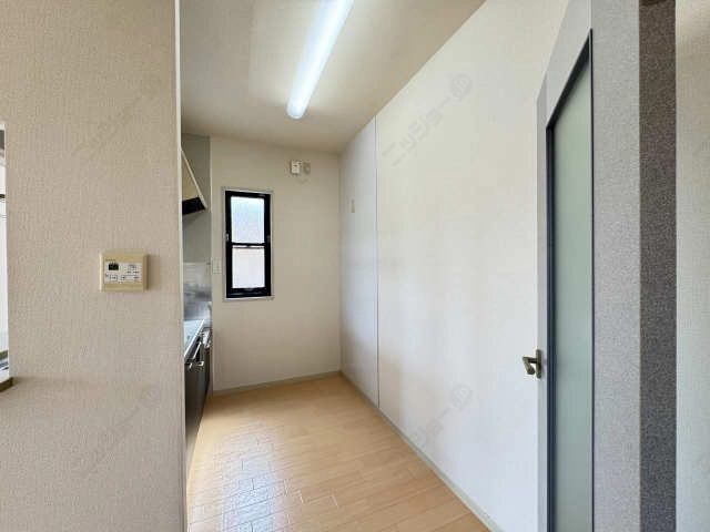冷蔵庫置き場