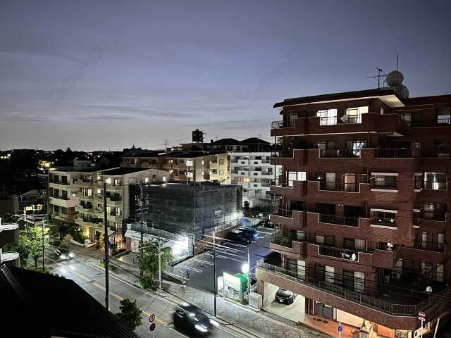 ベランダから見た眺望（北）