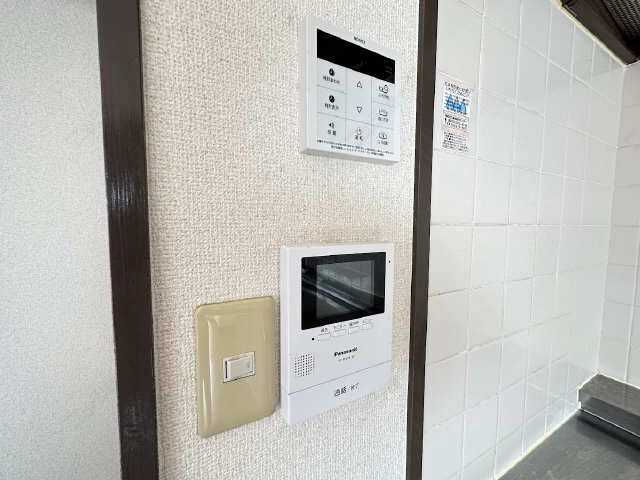 モニター付きインターホン