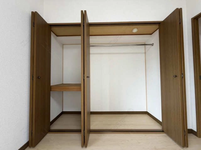 北洋室収納