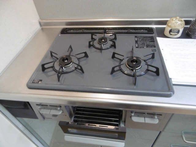 ３口ガスコンロ（グリル付）