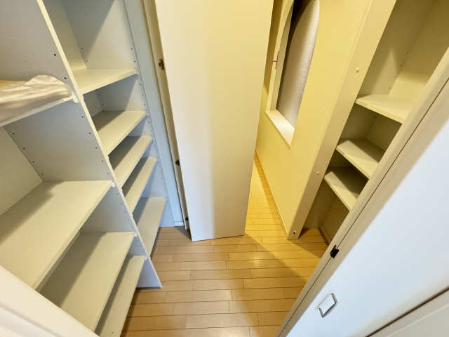 廊下収納