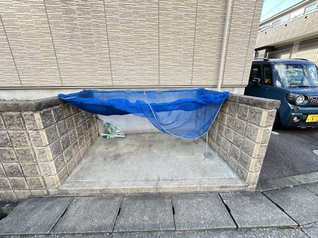 ごみ置き場