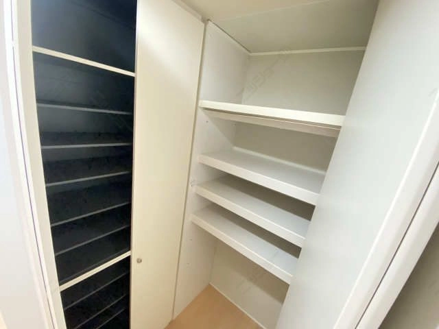 シューズボックス