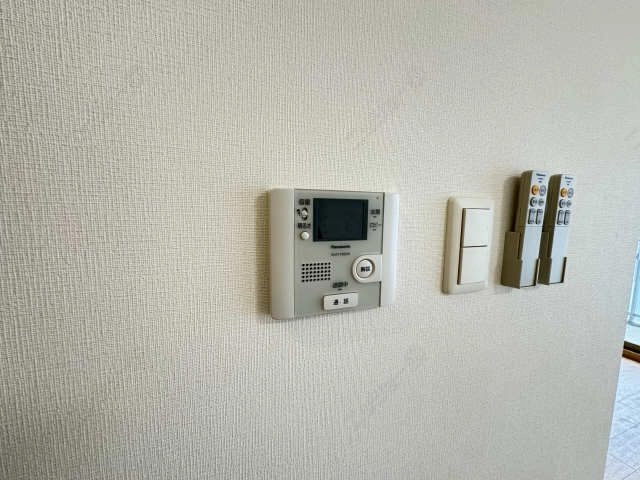 モニター付きインターホン