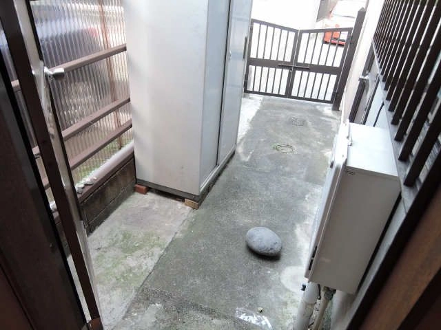 勝手口