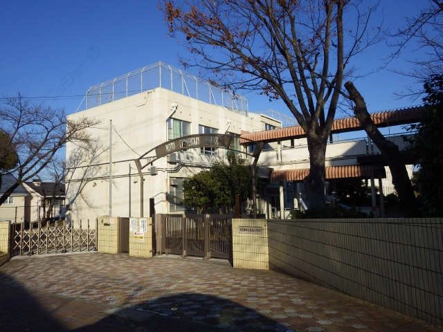 名東小学校