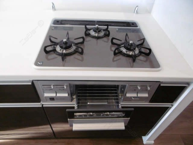 3口ガスコンロ（グリル付）