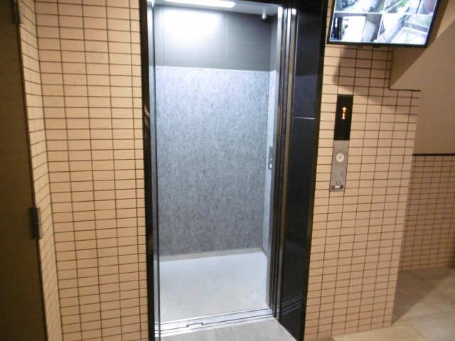 エレベータ