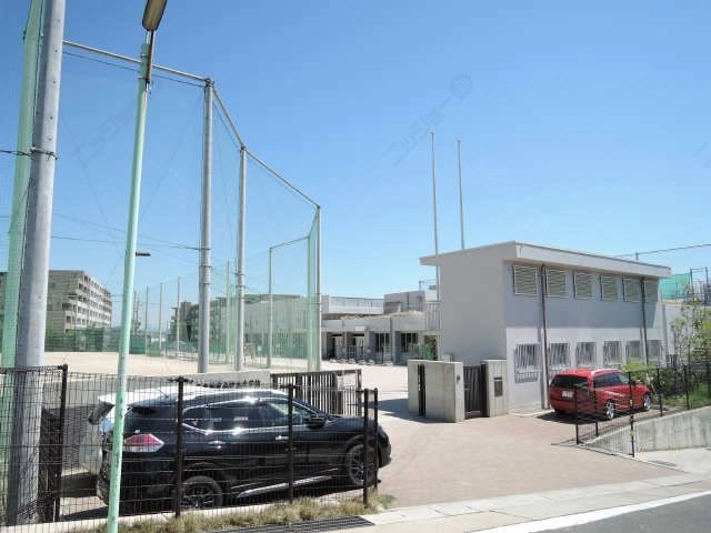 神丘中学校